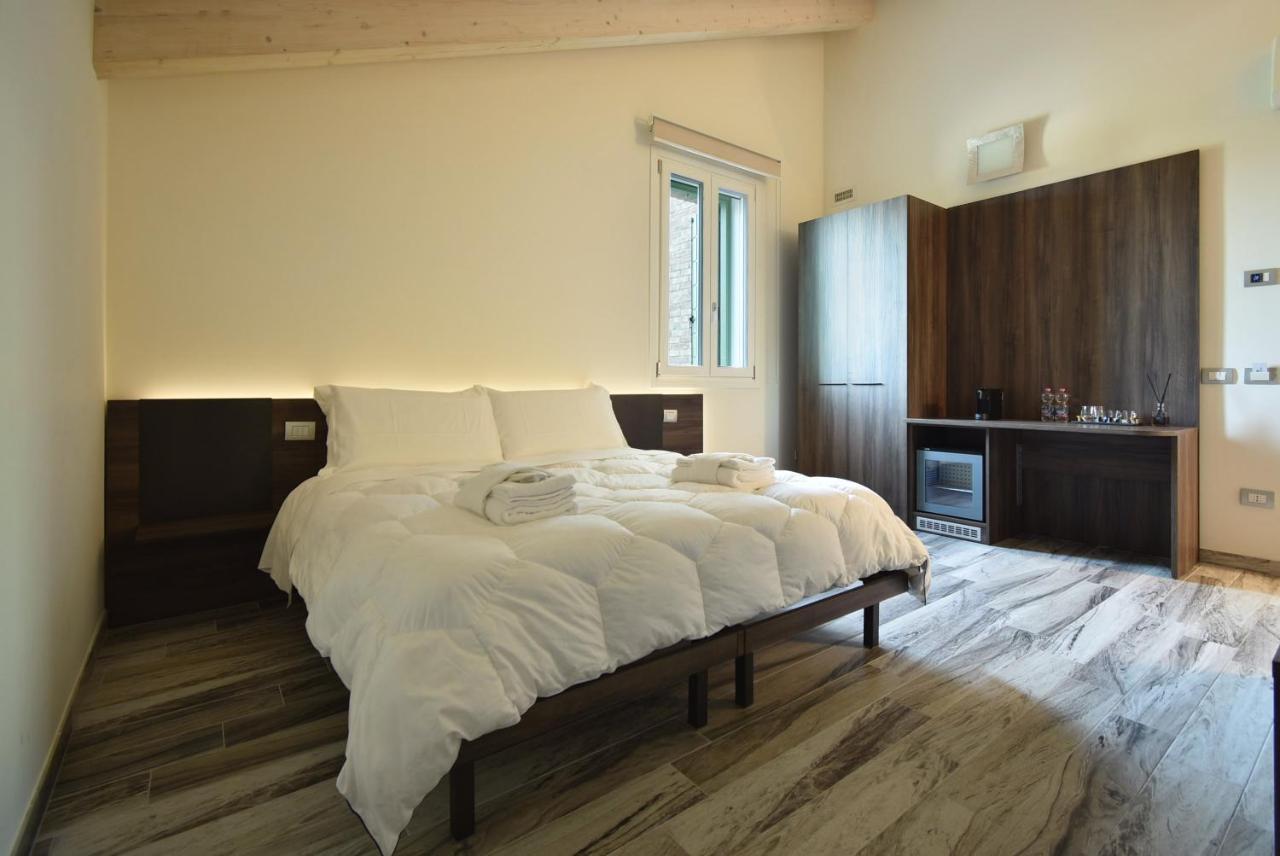 Royal Garden Luxury Rooms 帕多瓦 外观 照片